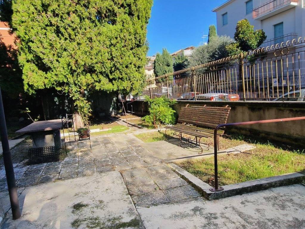 Appartamento a Verona in Via Luigi Luzzatti, 17 - Foto 5