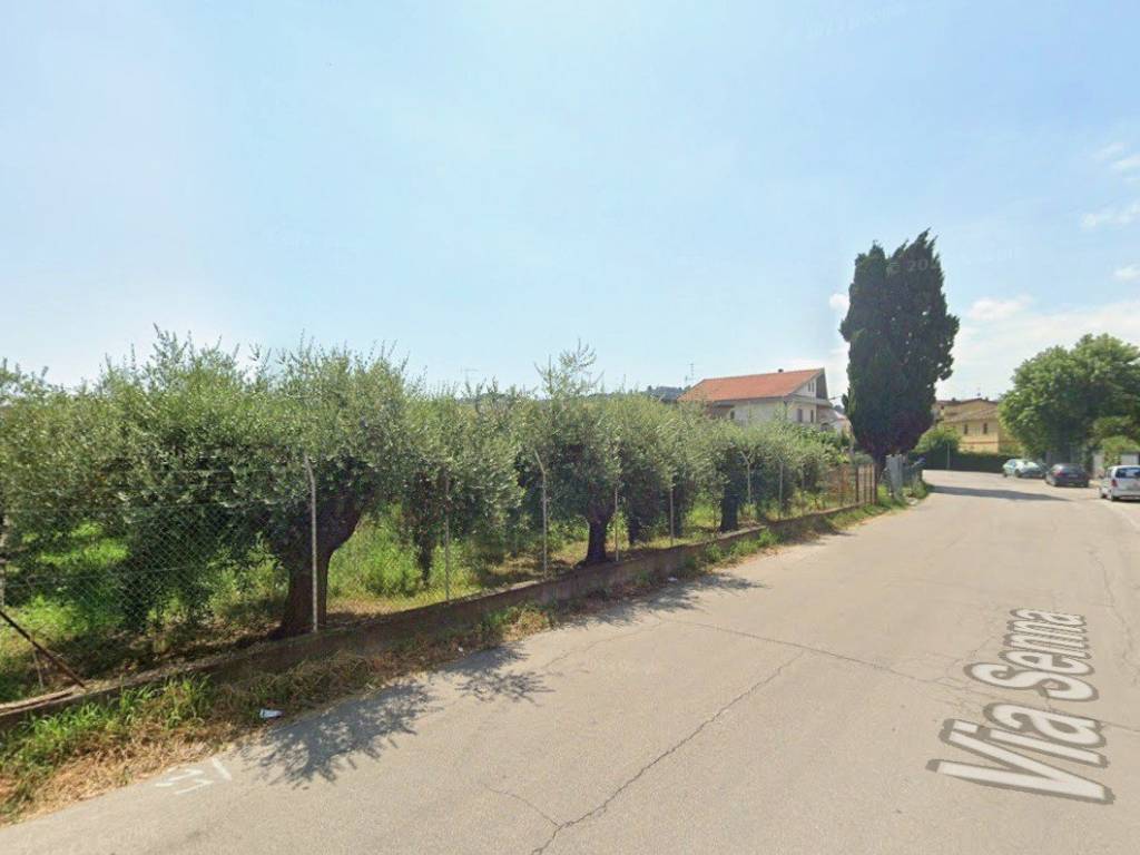 Terreno a Montesilvano in Via Senna - Foto 4