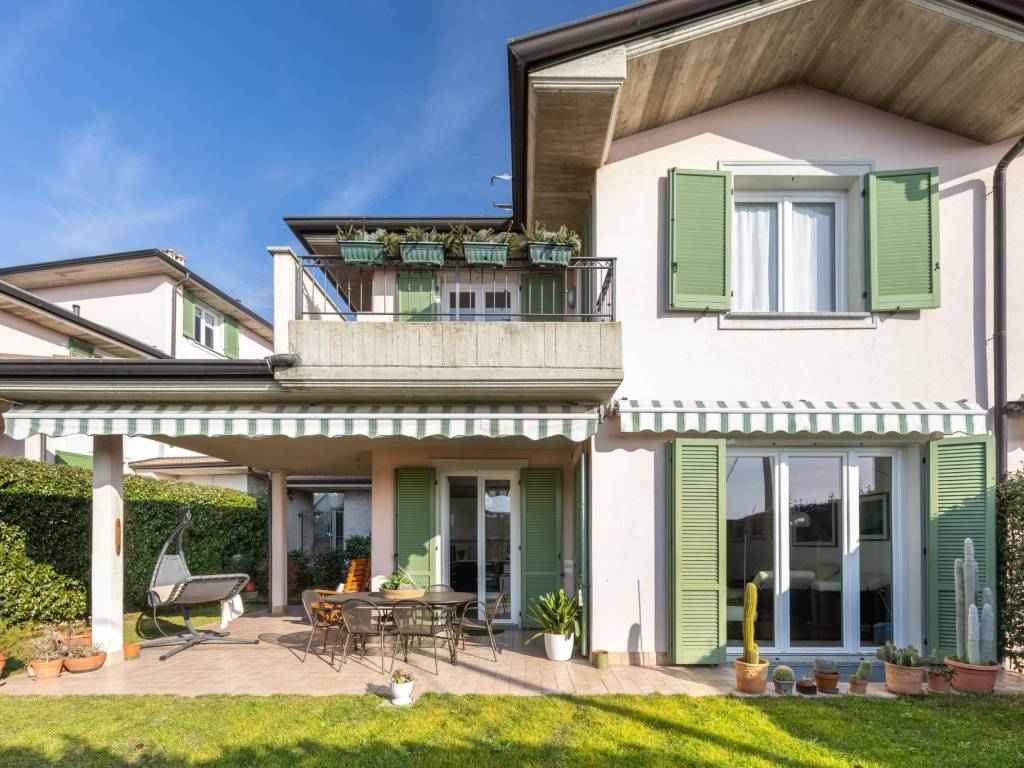 Villa a San fermo della battaglia in Via Bruno Carnini, 7 - Foto 2