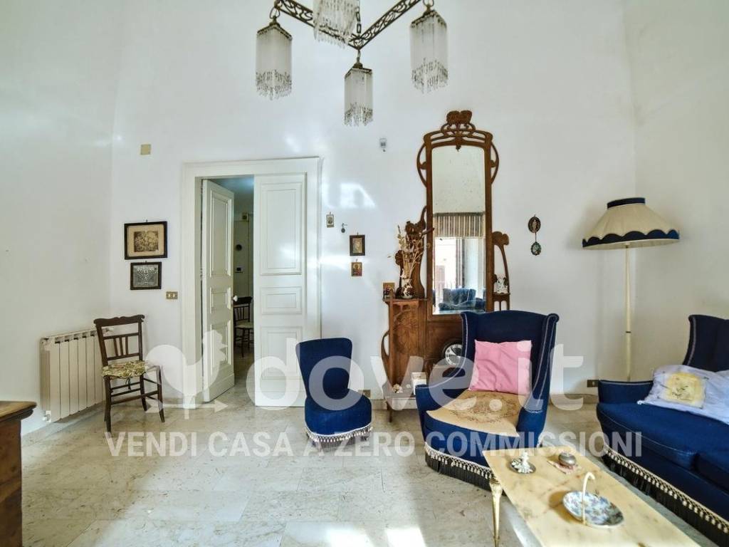 Villa a Castiglione di sicilia in Via Regina Margherita, 10 - Foto 2