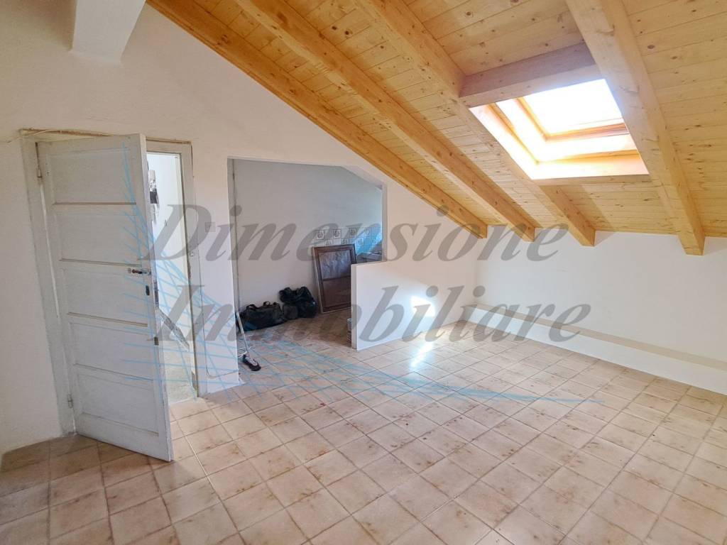 Appartamento a Rosignano marittimo in Via G. Matteotti - Foto 2