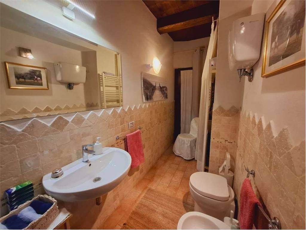 Appartamento a Spoleto in Località Sant'Anastasio - Foto 5
