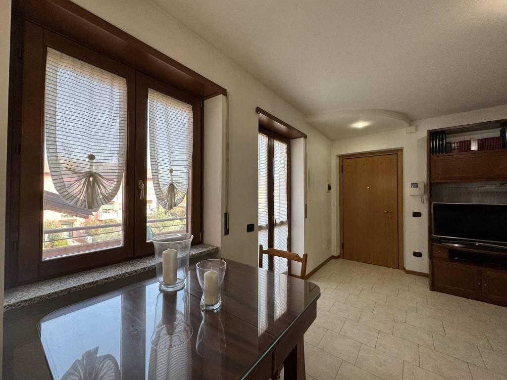 Appartamento a Verona in Via Bassone - Foto 2