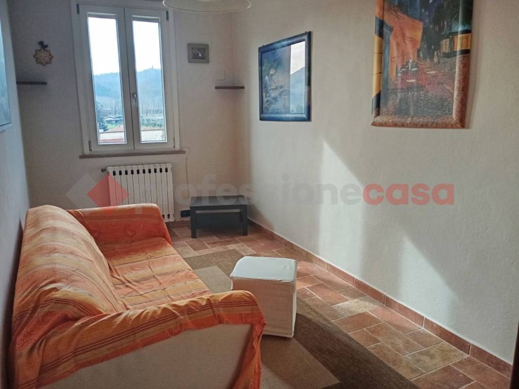 Appartamento a Lucca in via di nozzano , 471 - Foto 2