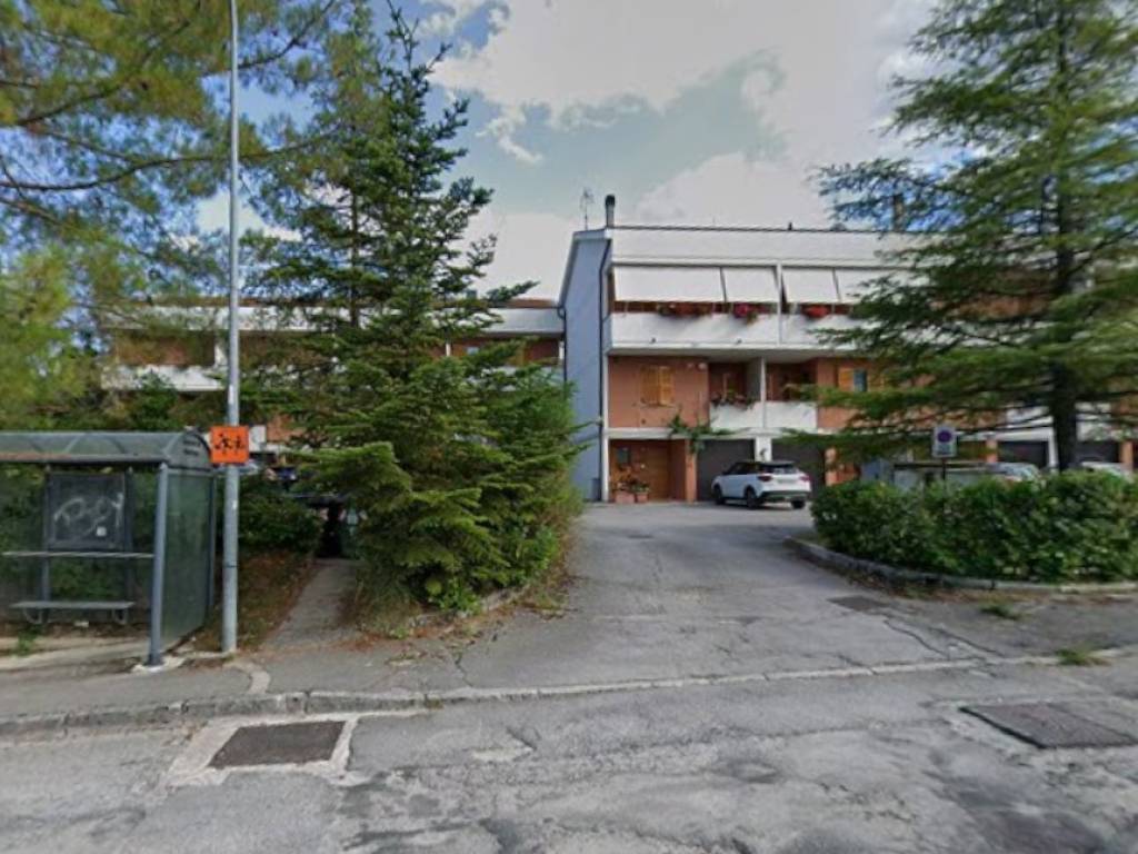 Casa indipendente a Fabriano in Viale 24 Maggio, 97 - Foto 2