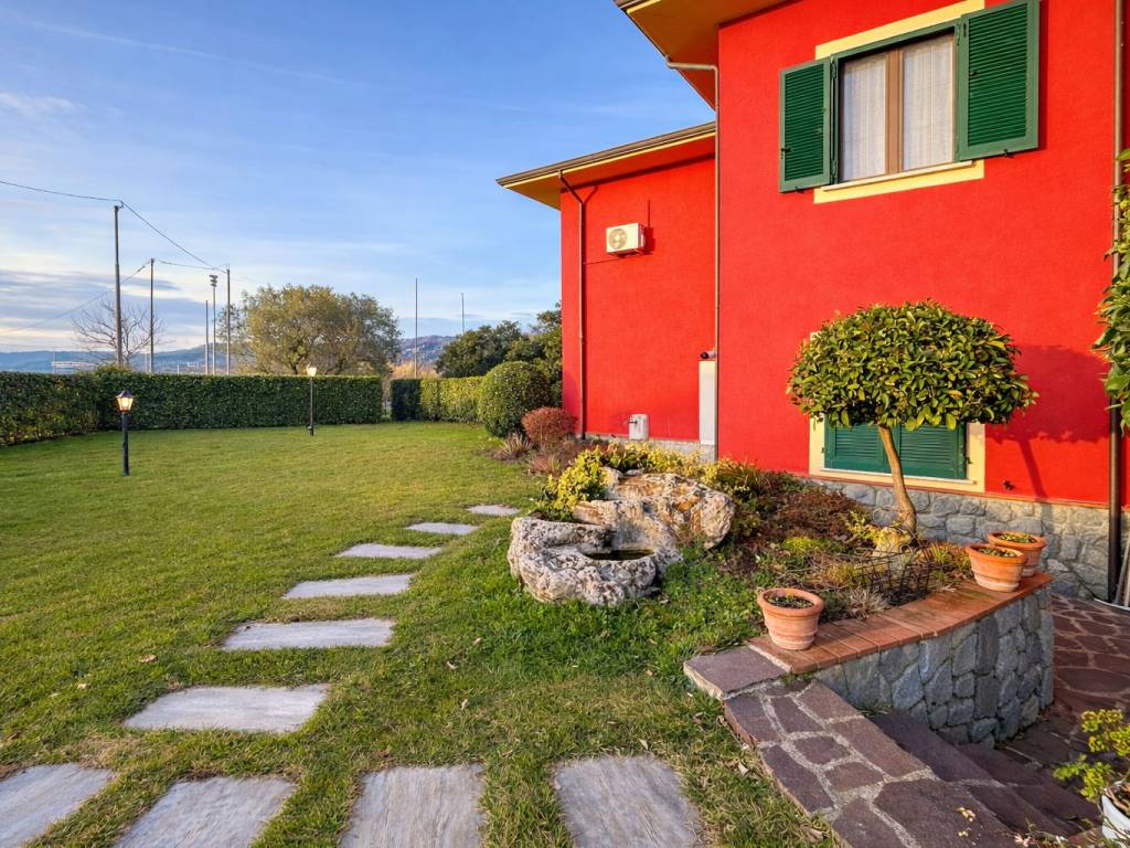 Villa a Santo stefano di magra in Via Pescinati - Foto 2