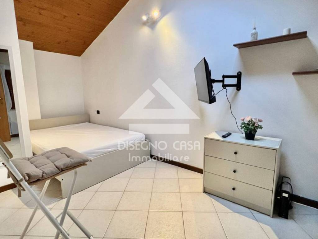 Appartamento a Valmadrera in Via Giuseppe Parini - Foto 5