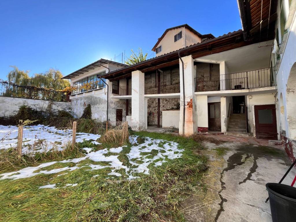 Villa a Costigliole saluzzo in Via Botta, 13 - Foto 4
