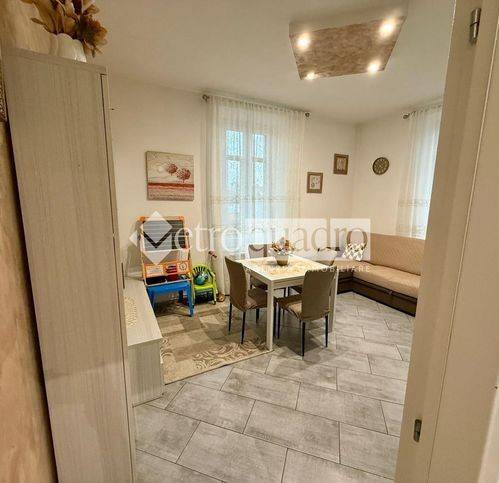 Appartamento a Ostiglia in Strada Abetone Brennero Est 49 - Foto 3