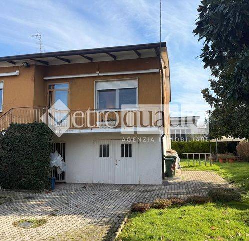 Villa a Ostiglia in Via Progresso 4 - Foto 4