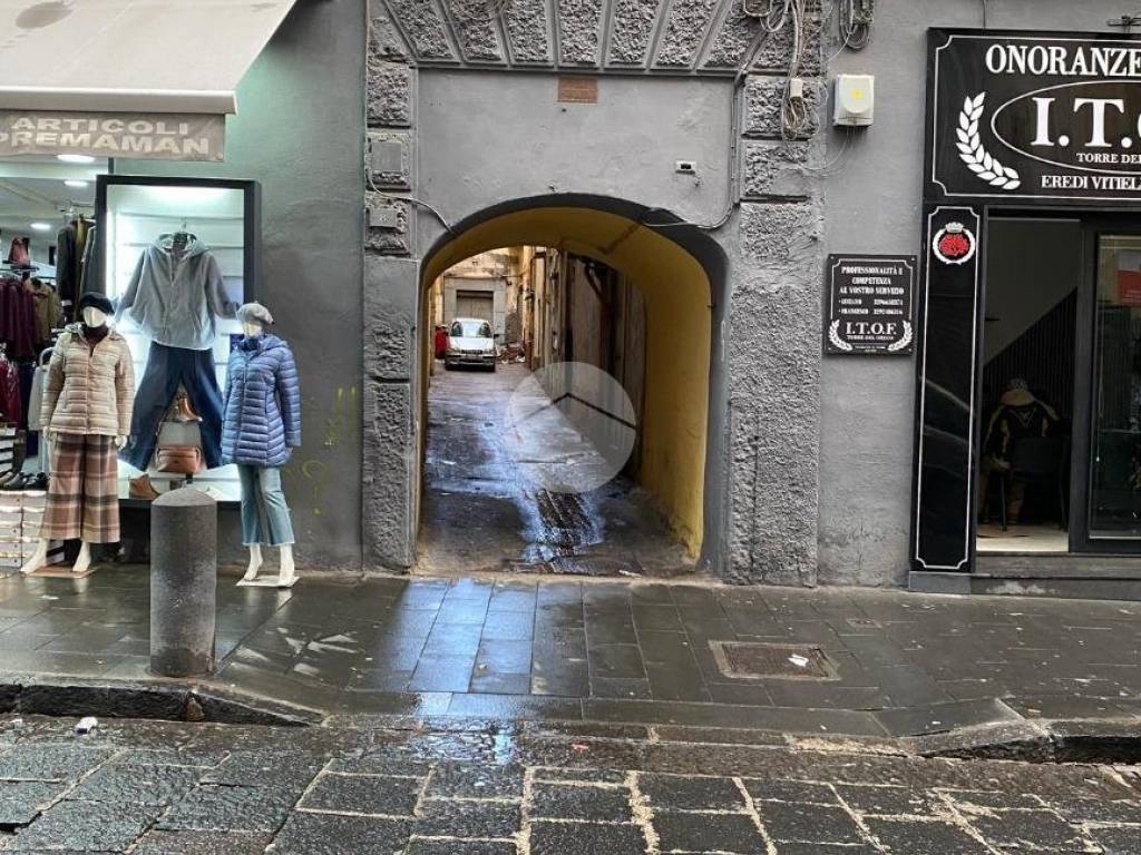 Appartamento a Torre del greco in Via Teatro, 1 - Foto 2