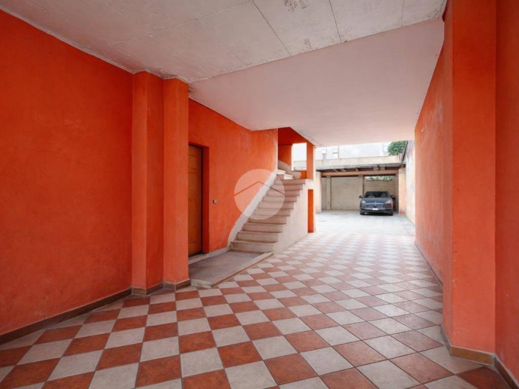 Villa a Baranzate in Via Cividale, 17 - Foto 2