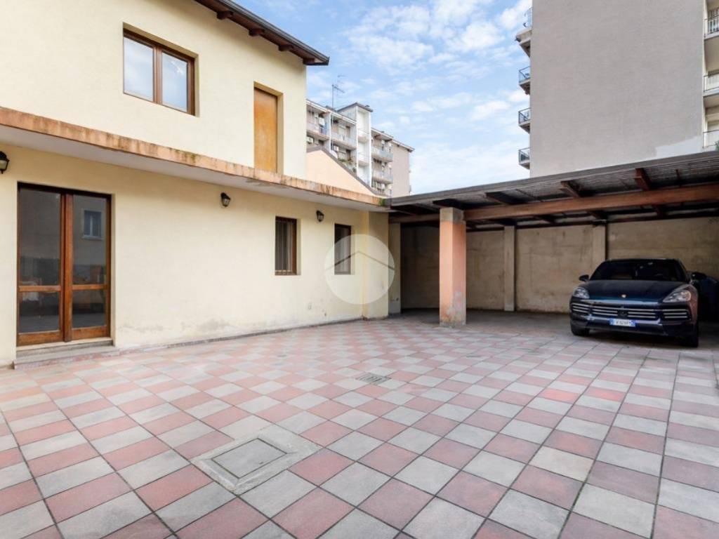 Villa a Baranzate in Via Cividale, 17 - Foto 4