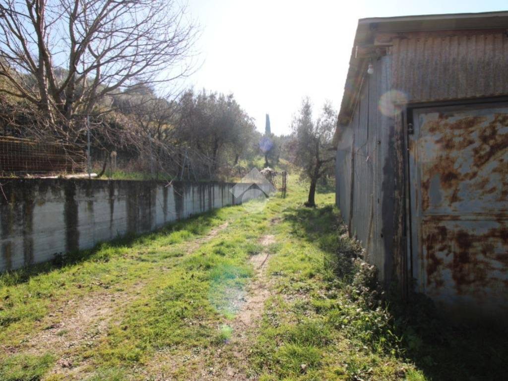 Terreno a Poggio mirteto in Via Carlo Parlagreco, 33 - Foto 3