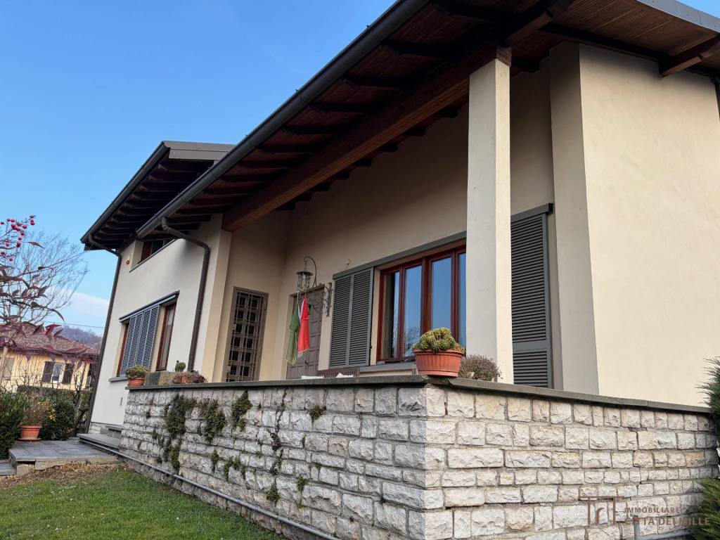 Villa a Mozzo in via Alfredo Piatti - Foto 3