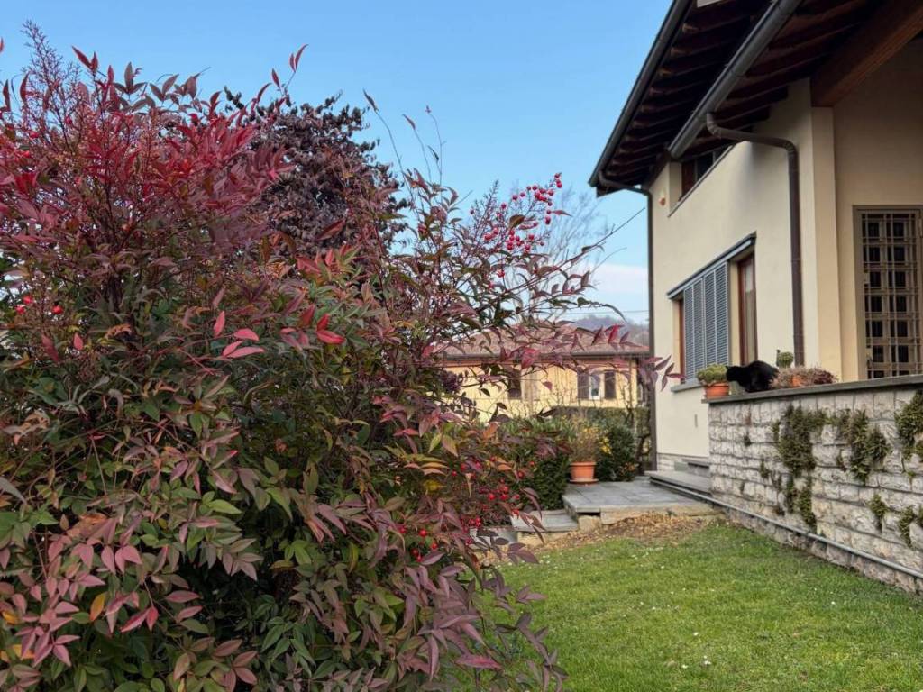 Villa a Mozzo in via Alfredo Piatti - Foto 4