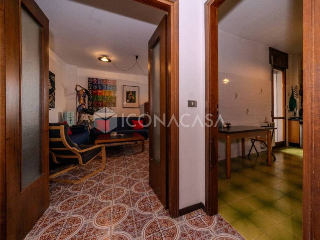 Appartamento a Casalecchio di reno in Via Camillo Ronzani - Foto 2