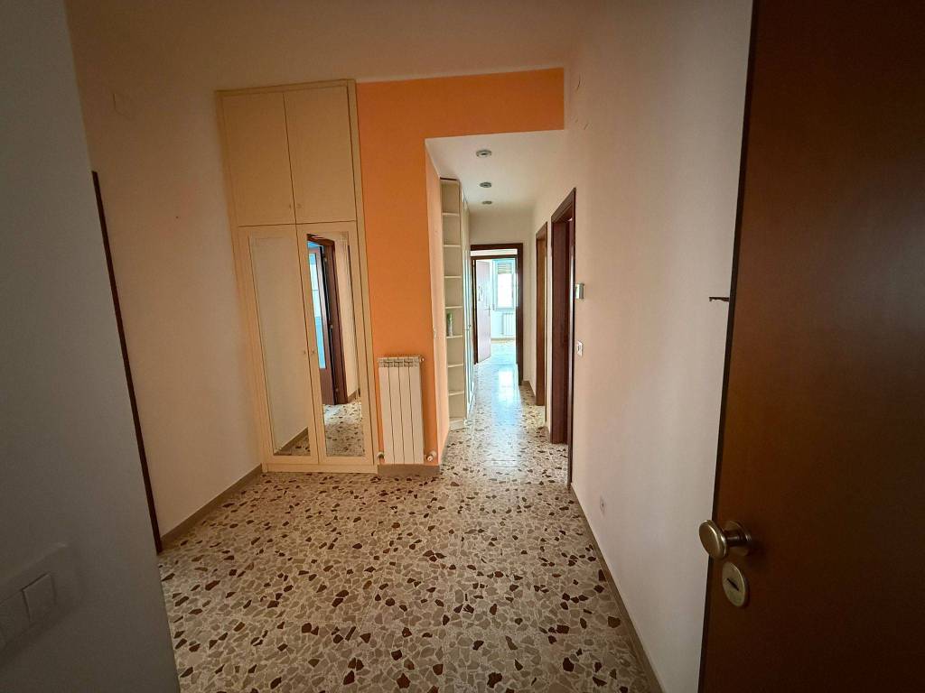 Appartamento a Catanzaro in Via Bruno Chimirri, 27 - Foto 5