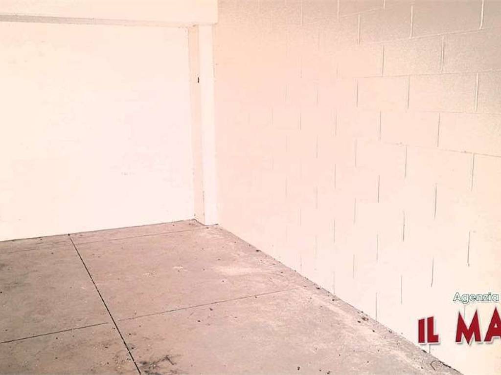 Box / garage a Campomorone in Via Martiri della Libertà - Foto 2