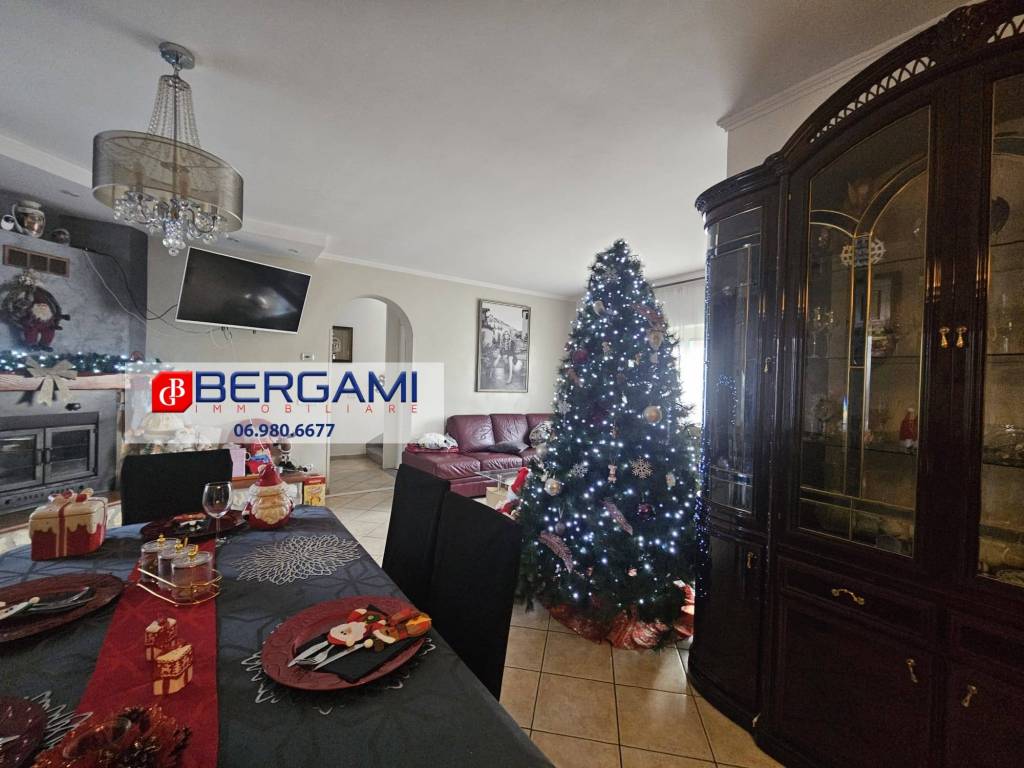 Villa a Nettuno in Via Lago di Garda, 5 - Foto 2