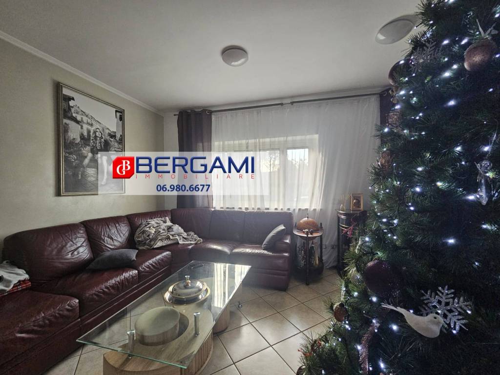 Villa a Nettuno in Via Lago di Garda, 5 - Foto 5