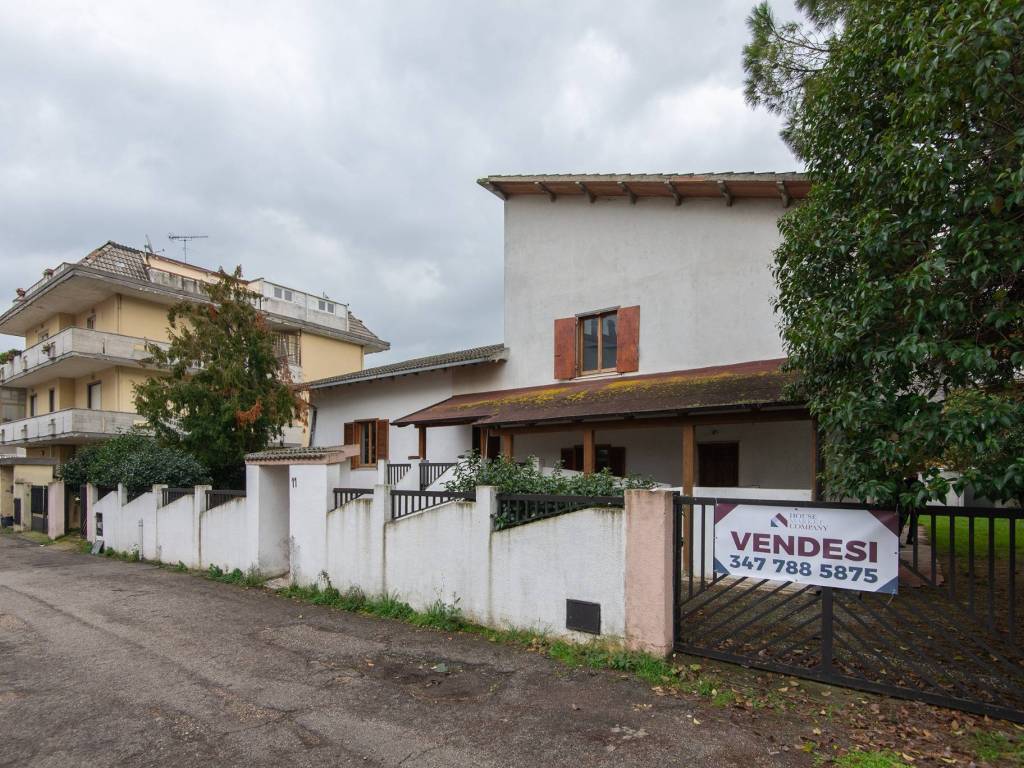 Villa a Montesilvano in Via Luigi Settembrini, 11 - Foto 2