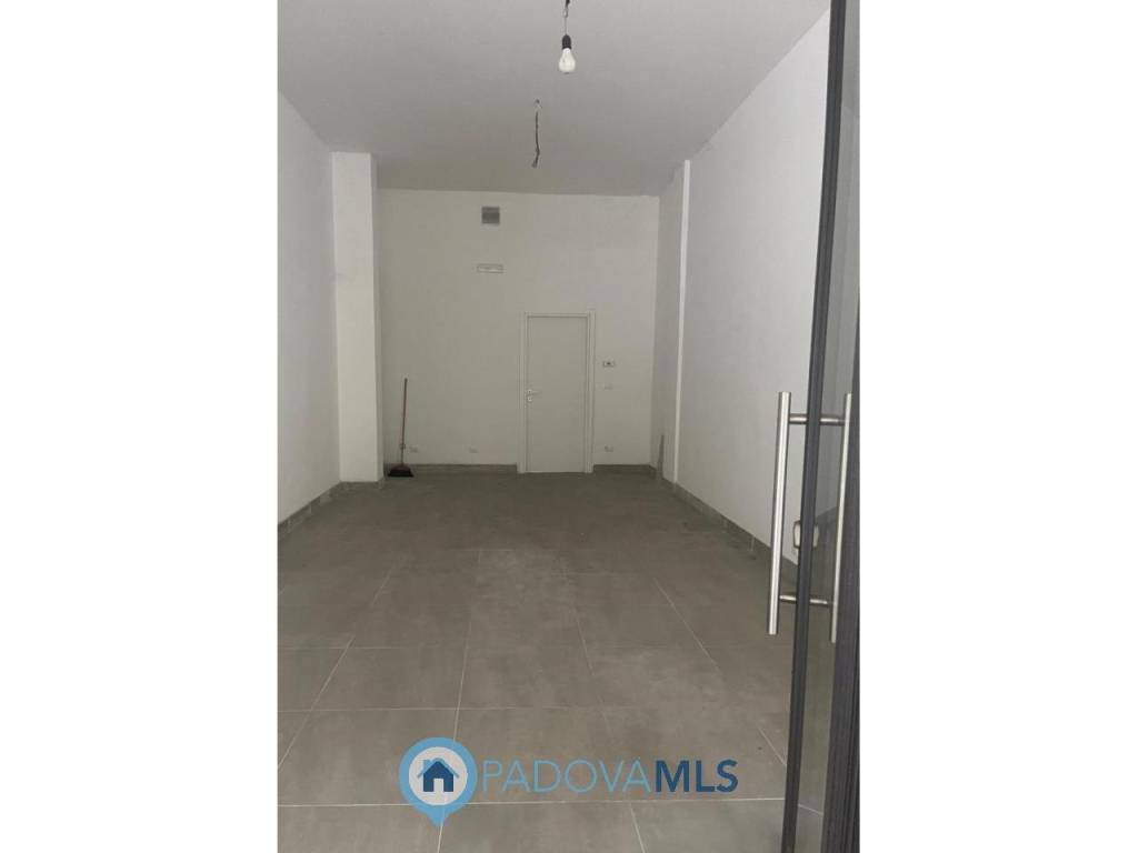 Immobile a Montegrotto terme in Viale Stazione - Foto 2