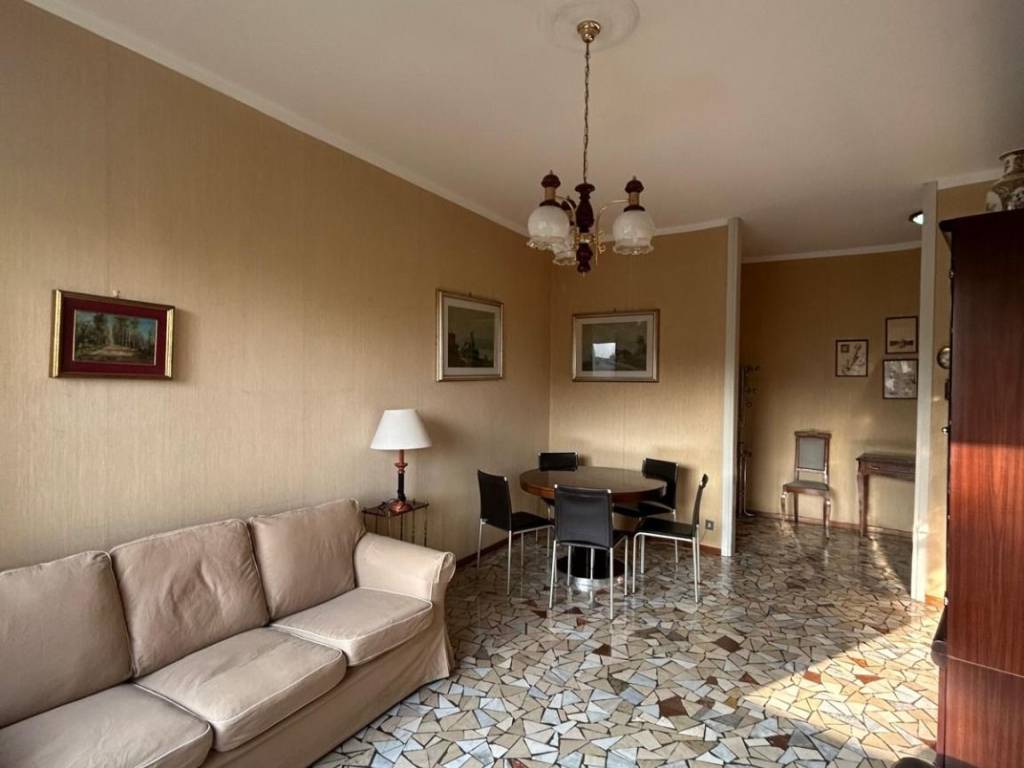 Appartamento a Arona in Via 20 Settembre, 33 - Foto 2