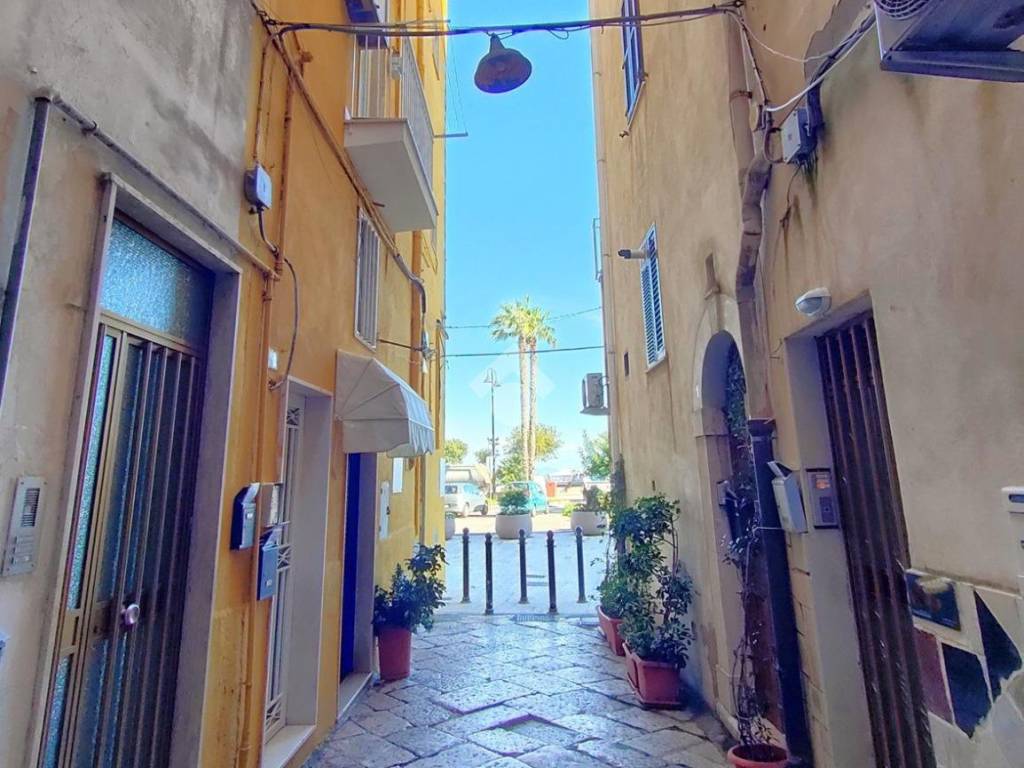 Appartamento a Gaeta in Vico 4 Buonomo, 11 - Foto 2