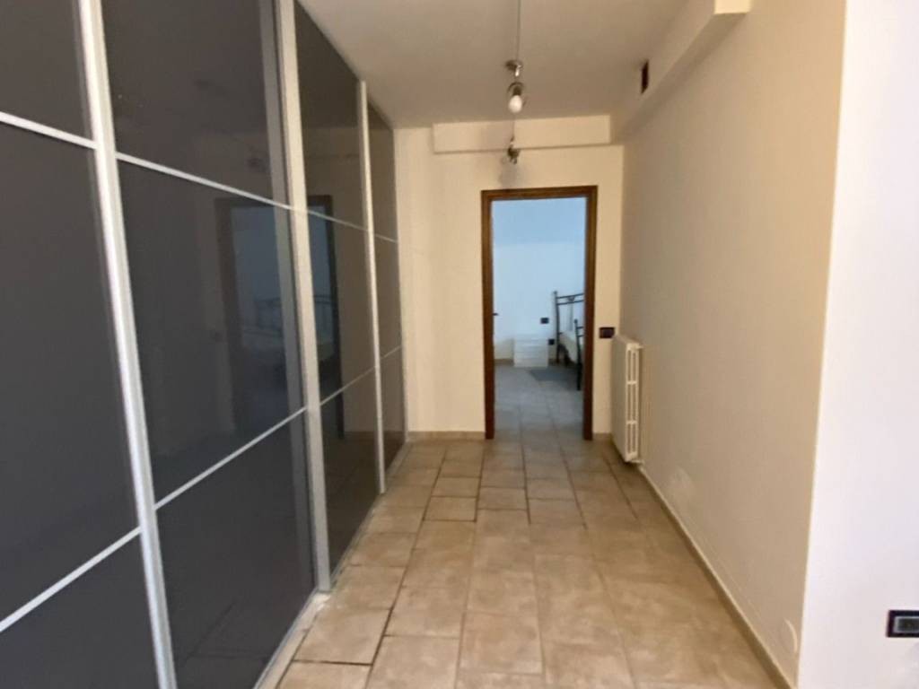 Appartamento a Varese in Viale Europa - Foto 4
