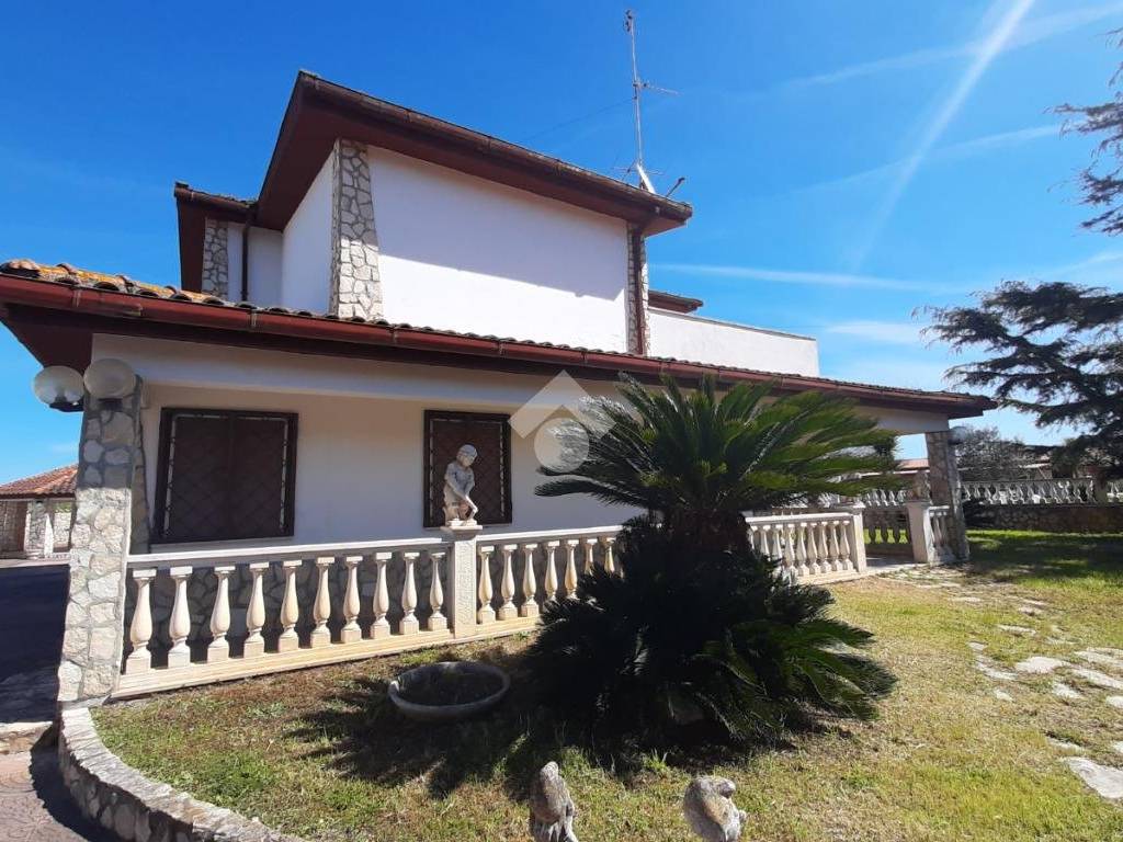 Villa a Latina in Str. del Bottero, 832 - Foto 3