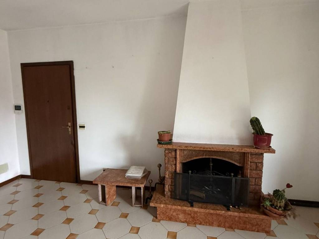Appartamento a Crema in Via Dosso Morone - Foto 4