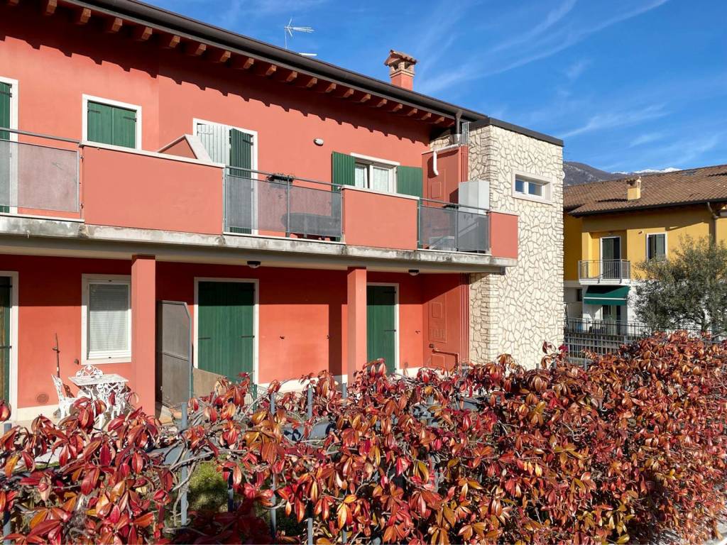 Appartamento a Caprino veronese in Via Ex Internati - Foto 2