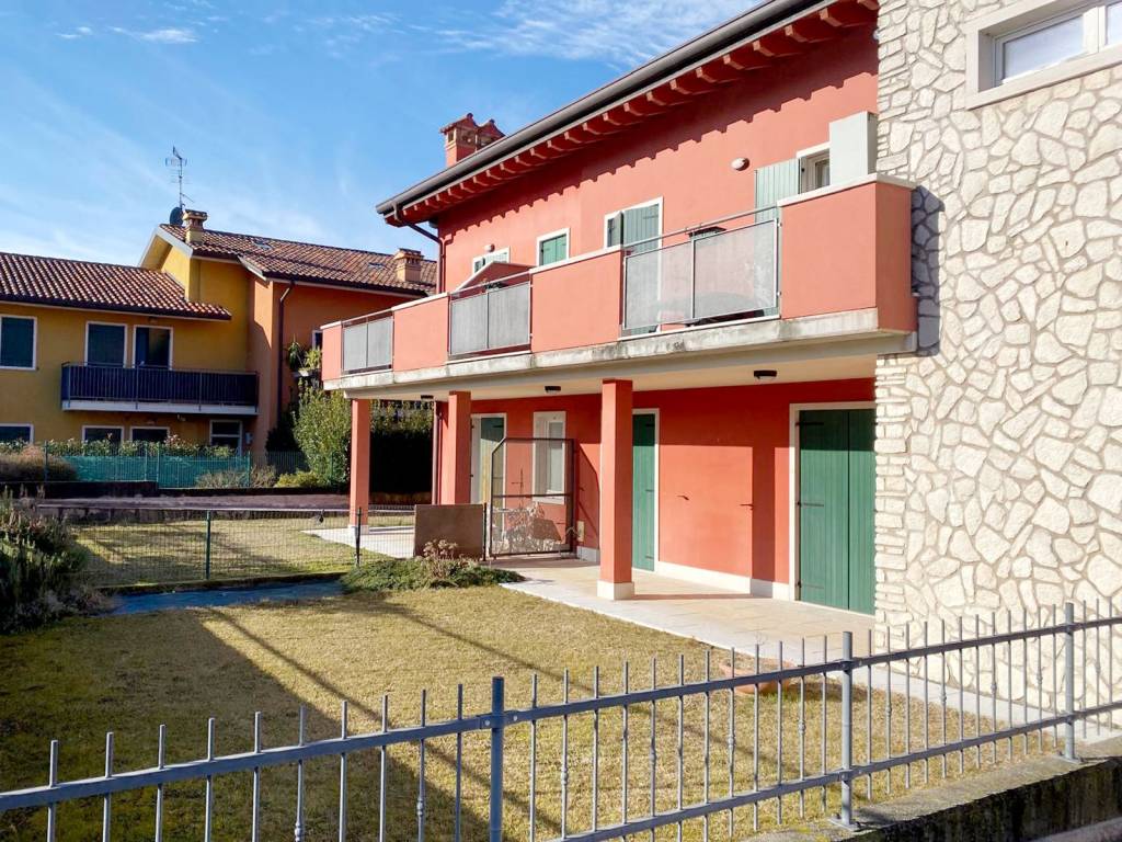 Appartamento a Caprino veronese in Via Ex Internati - Foto 4