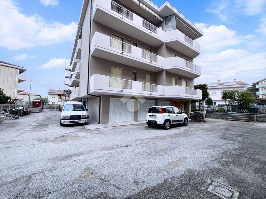 Appartamento a Pineto in Via Rapisardi, 7 - Foto 2