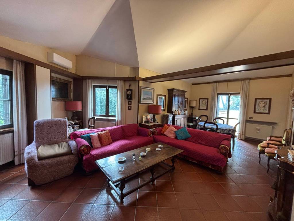 Villa a Castelnuovo di porto in Via Monte Bianco - Foto 5