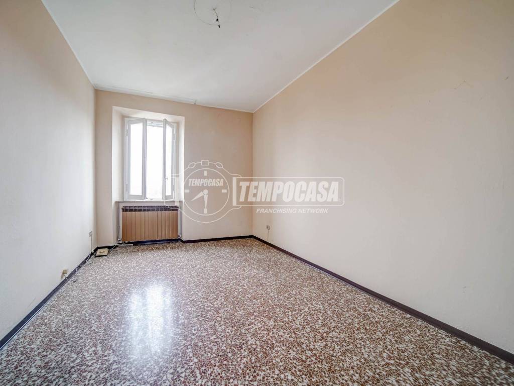 Appartamento a Carnago in Via Giuseppe Garibaldi 39 - Foto 5