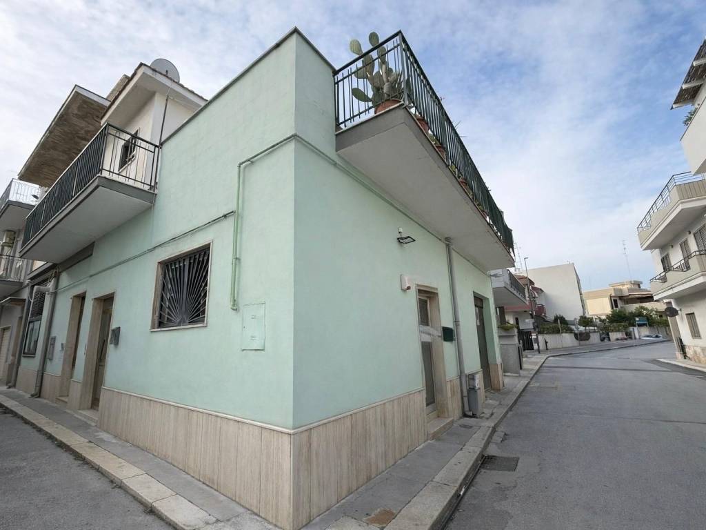 Immobile a Modugno in Via Ippolito Nievo, 1 - Foto 4
