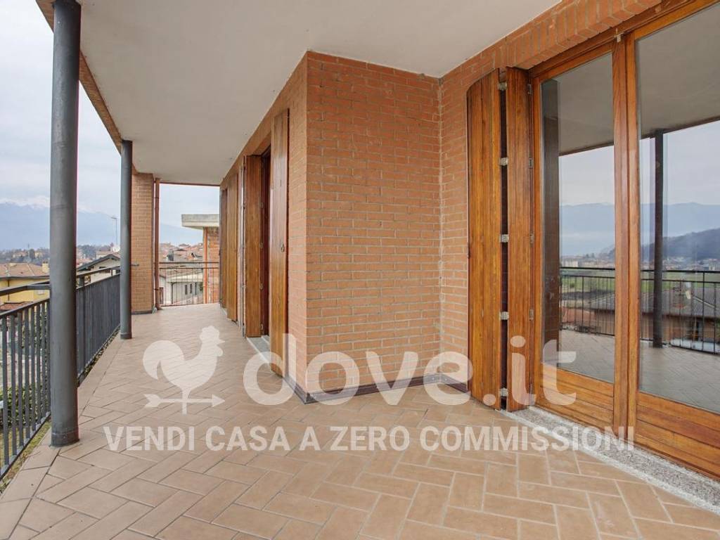 Appartamento a Luino in Via Gorizia, 25 - Foto 2