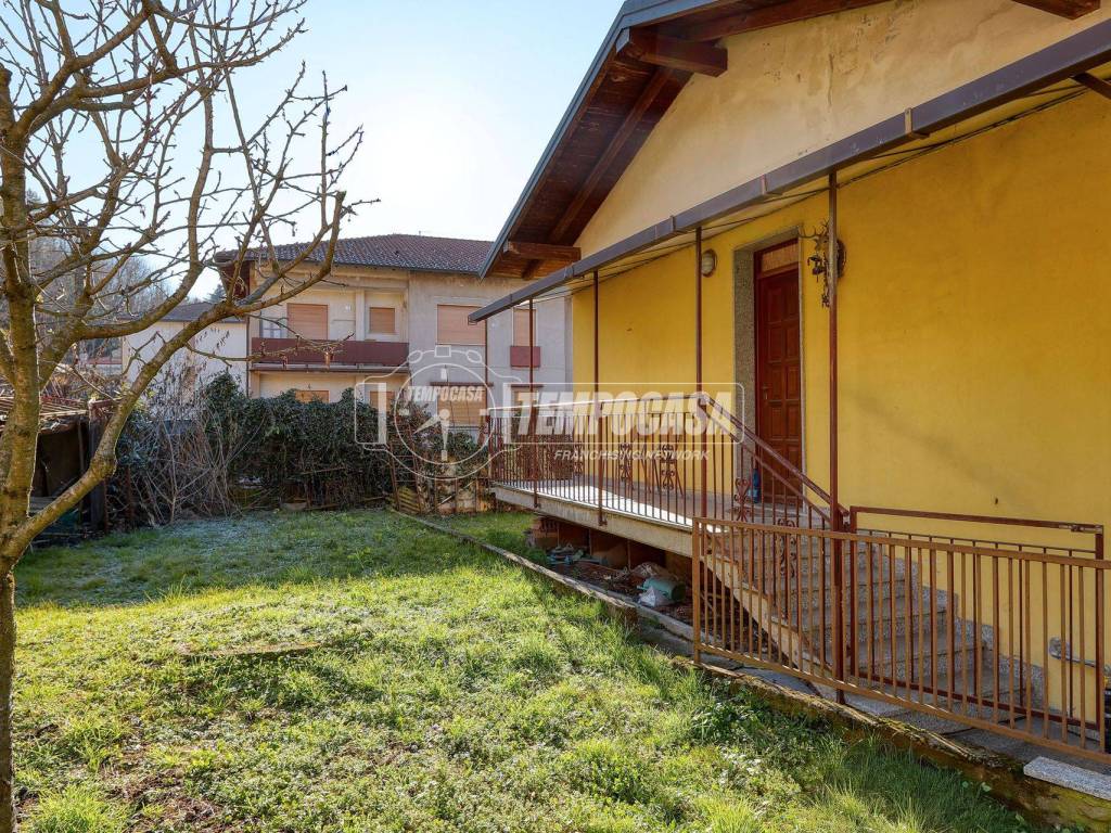 Villa a Induno olona in Via San Pietro, 3 - Foto 2
