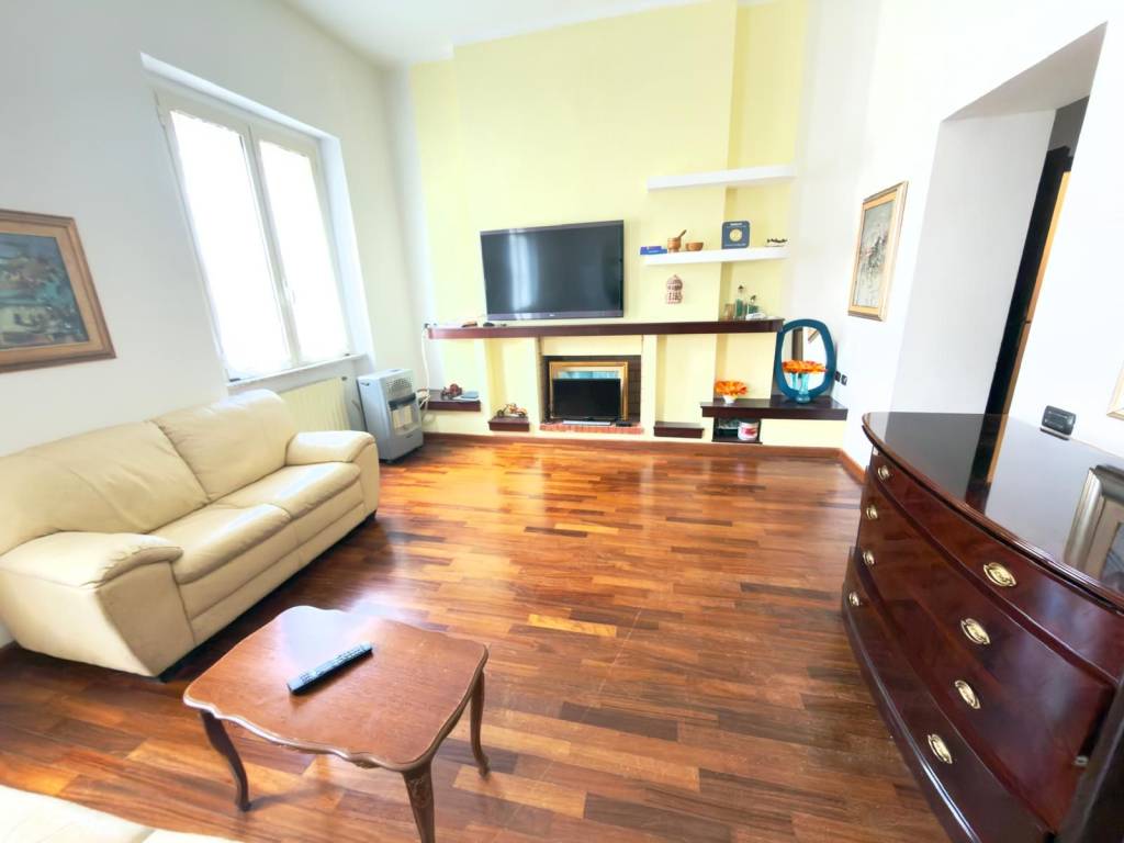 Appartamento a Cagliari in Via Dante Alighieri - Foto 5