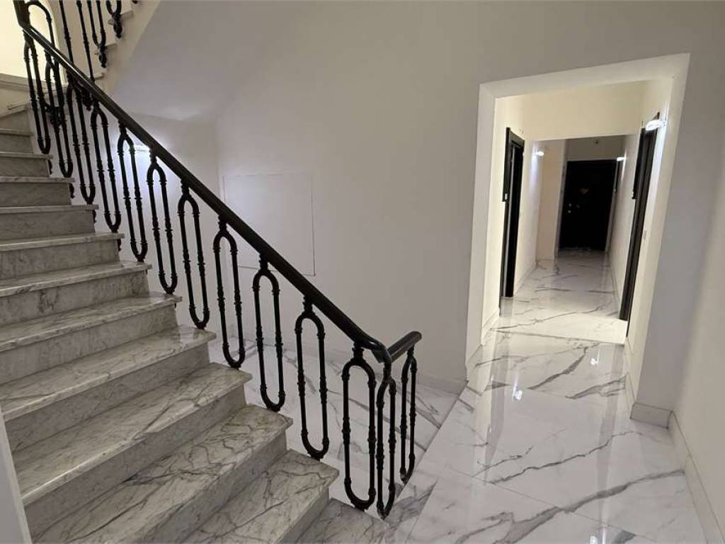 Palazzo / stabile a Brindisi in Via Amena, 3 - Foto 3