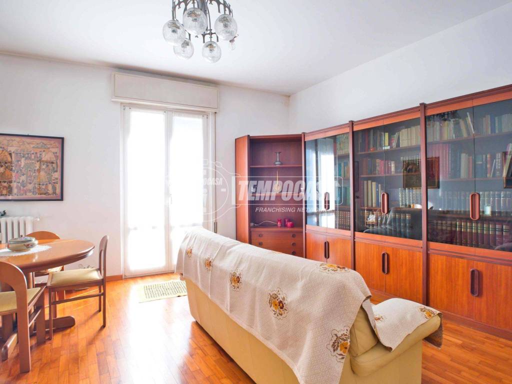 Appartamento a Novara in Via Perazzi - Foto 2