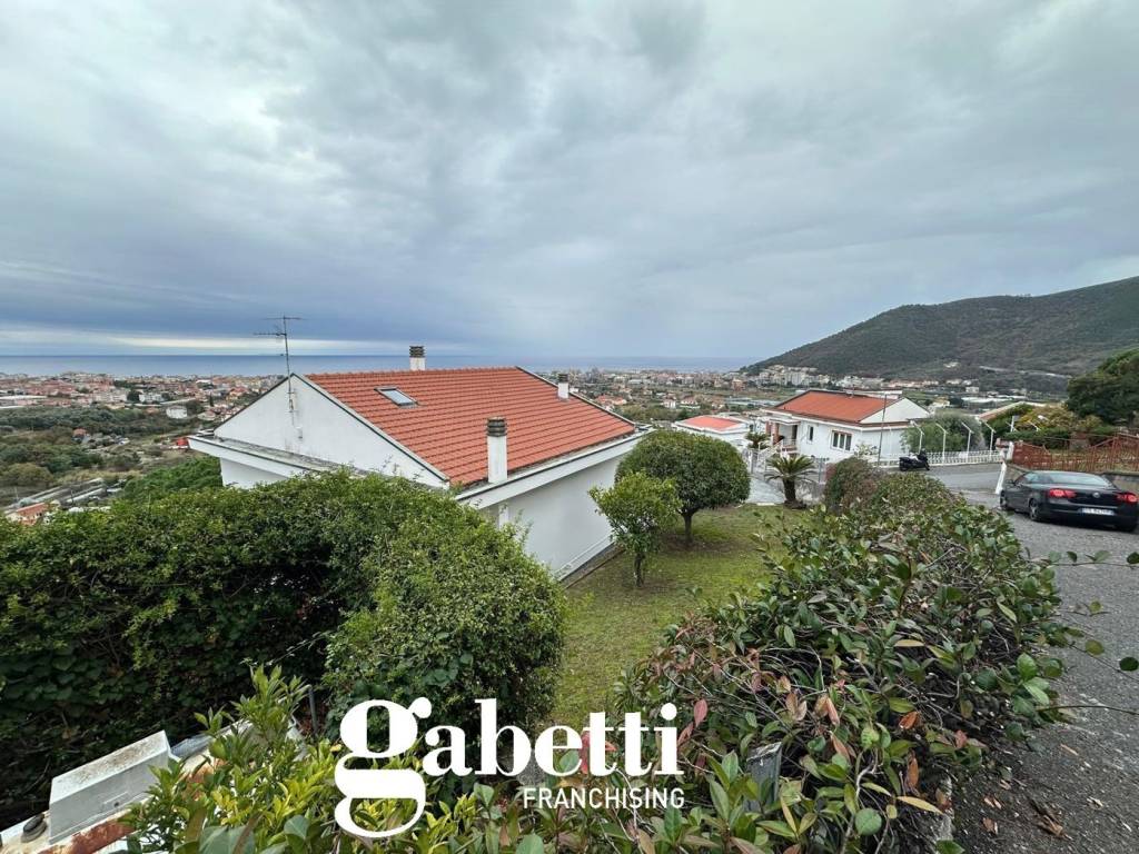 Villa a Loano in Via Bulasce, 10 - Foto 3