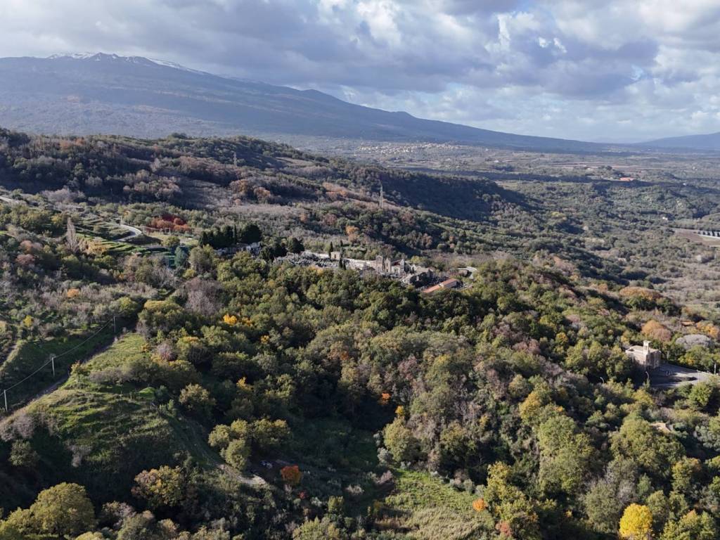 Terreno a Castiglione di sicilia in via marconi - Foto 2
