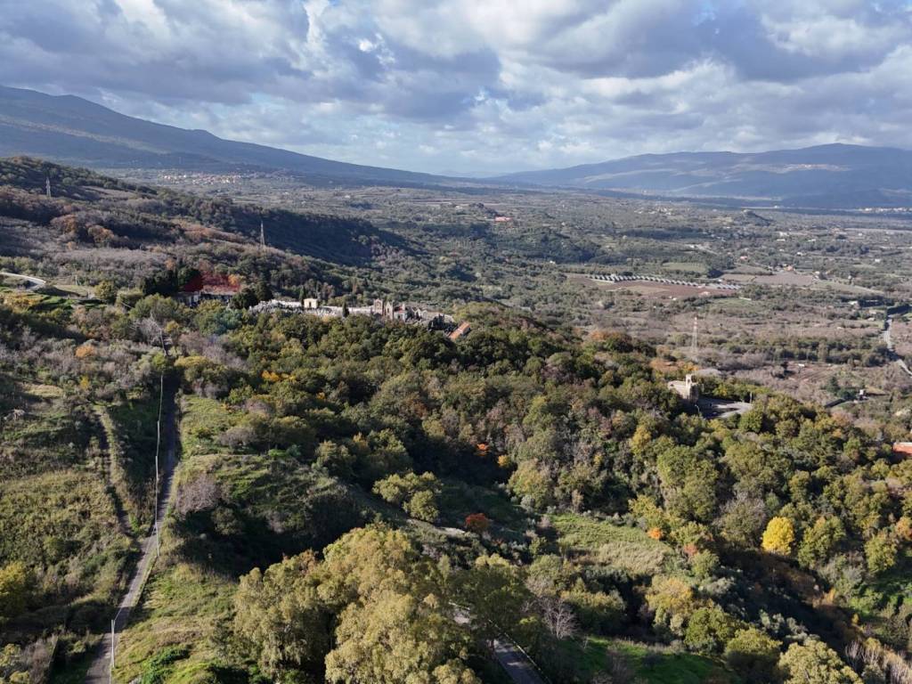 Terreno a Castiglione di sicilia in via marconi - Foto 4