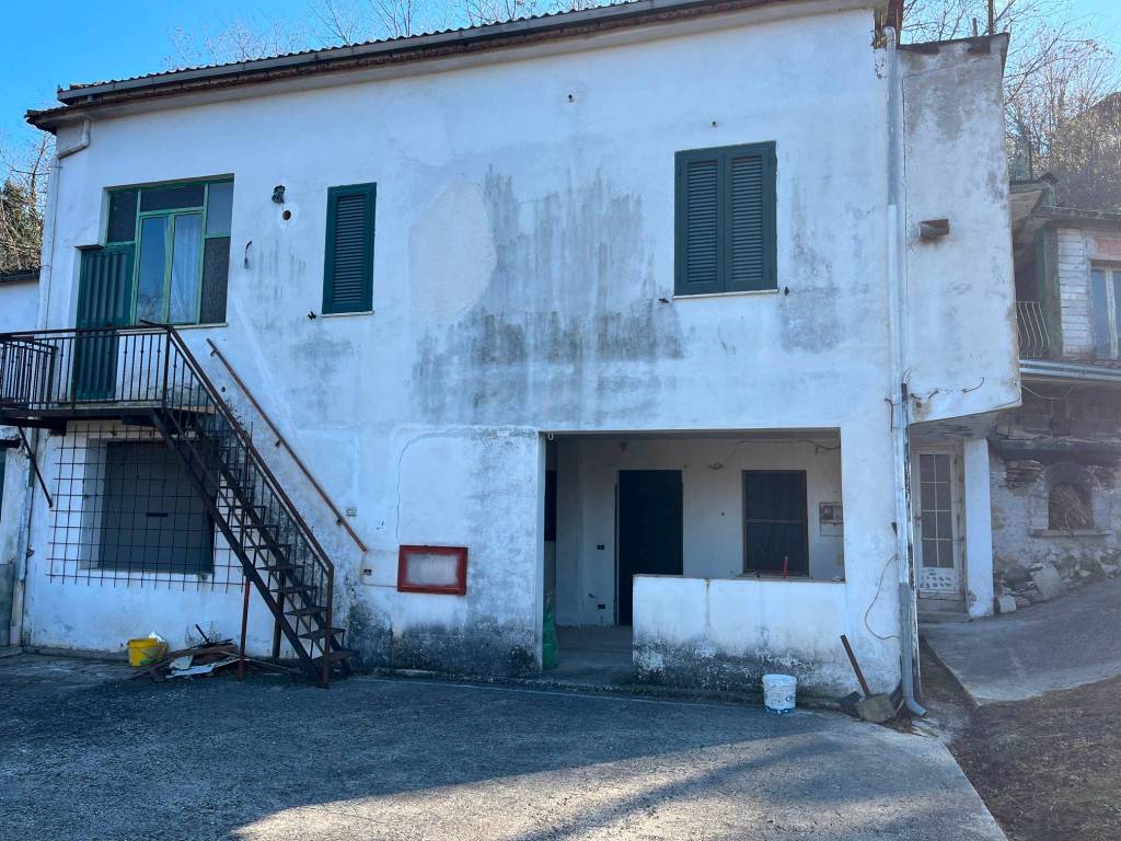 Casa indipendente a Alatri in Via Salerno, 29 - Foto 2