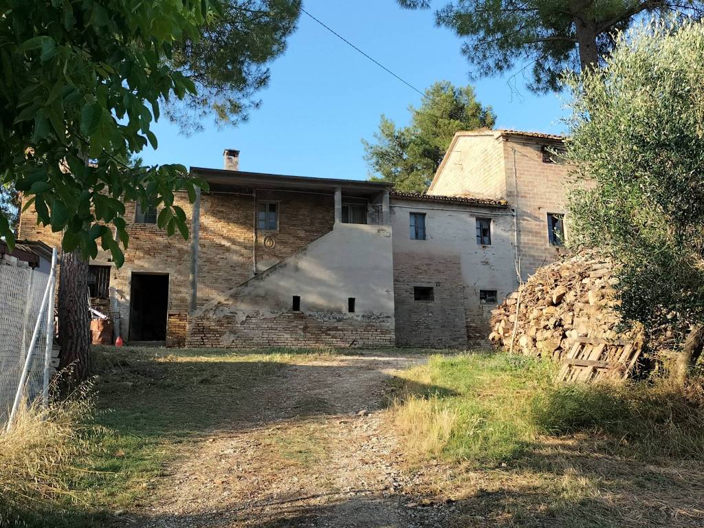 Rustico / casale a Osimo in Via Colle San Biagio, 13 - Foto 3