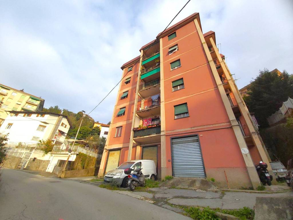 Appartamento a Serra riccò in Via Domenico Carli - Foto 3