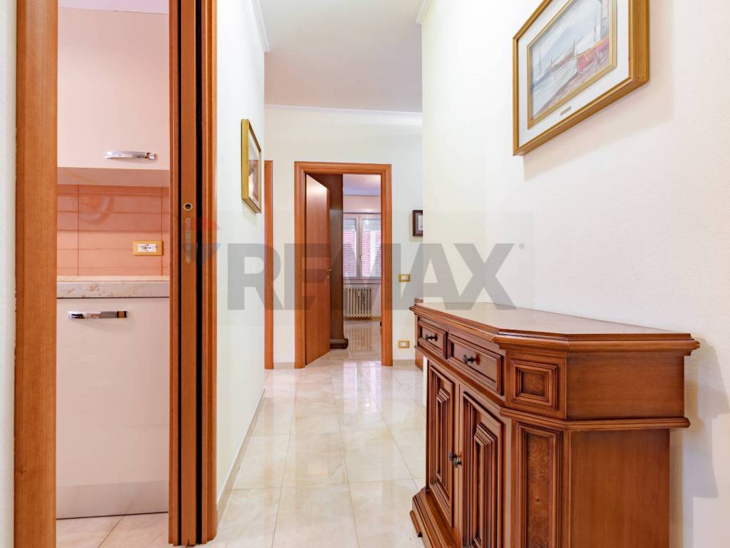 Appartamento a Baranzate in Via Erto, 5 - Foto 3